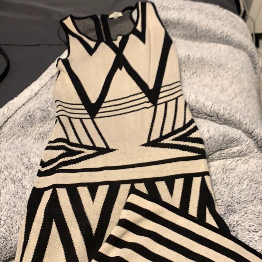 Knit Tribal Print Maxi Dress